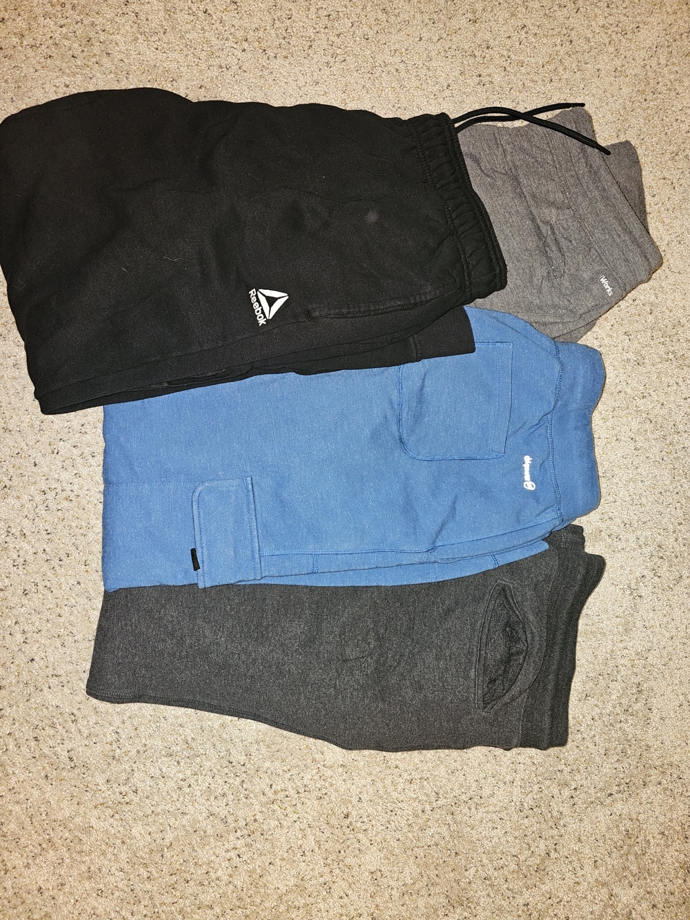 Mens Sweatpants. Large.